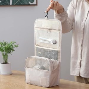TRAVELLING ESSENTIALS ORGANISER